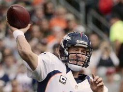 Payton Manning sigue dando buenas actuaciones con los Broncos. AP  /