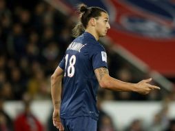 Zlatan Ibrahimovic fue expulsado en el partido del PSG ante el Saint-Etienne. ARCHIVO  /