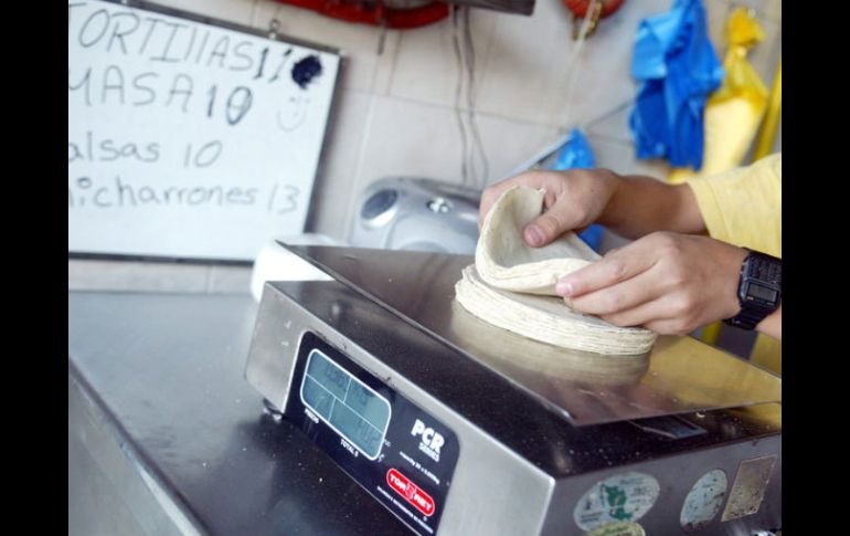 Actualmente se tiene un precio estable del maíz, por lo que se descartan presiones que llevaran a incrementar el precio. ARCHIVO  /