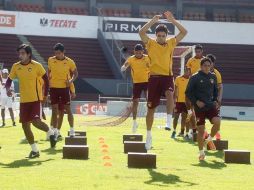 El técnico entrenó los últimos tres días a puerta cerrada, con intención que no se filtrara la alineación que planea utilizar. ARCHIVO  /