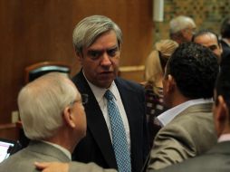 Marco Antonio Daza (c) estuvo de acuerdo en que se reduzca el salario que hasta ahora está estipulado para quien ocupa ese cargo.  /