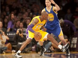 Kobe Bryant sumó 27 puntos, el español Pau Gasol añadió 14 unidades más 16 rebotes. ZUMAPRESS  /