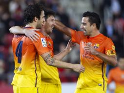 Los jugadores del Barcelona celebran la victoria. EFE  /