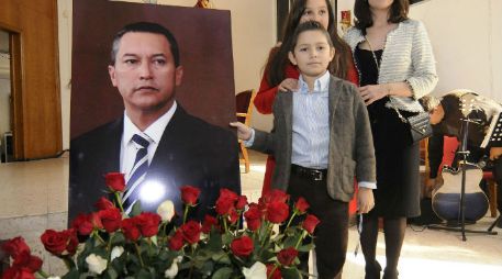 Imagen de la familia de Francisco Blake Mora. NTX  /