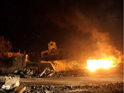 Los bombardeos israelíes continúan sobre Gaza, pero también el disparo de cohetes palestinos hacia localidades del sur israelí. EFE  /