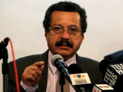 Integrante de Colombianas y Colombianos por la Paz, Carlos Lozano, anuncia que las FARC están dispuestas a estudiar tregua navideña.EFE  /