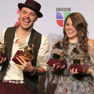 Jesse & Joy celebra con cuatro Grammy Latinos