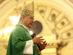 La intervención del cardenal terminó con la impartición de la bendición a los quejosos. ARCHIVO  /