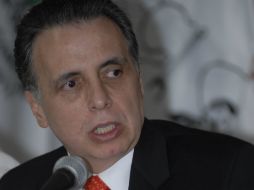 El secretario de la SE, Bruno Ferrari García de Alba, reiteró su compromiso del libre comercio de bienes y servicio. ARCHIVO  /