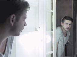 Congruencia. Alfredo Martínez sabe que el mundo de la moda es competido, pero para ello trabaja con perfección sus piezas.  /