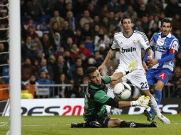 Imagen del primer gol del partido anotado por Ángel di María. REUTERS  /