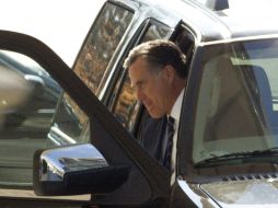 El ex candidato republicano, Mitt Romney, fue invitado a la Casa Blanca para desayunar con el mantatario Barack Obama. EFE  /