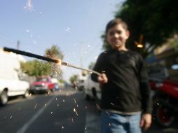 La venta de este tipo de productos aumenta ante la cercanía de las fiestas navideñas. ARCHIVO  /