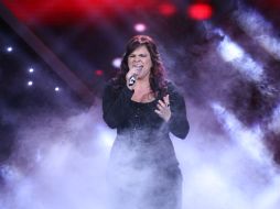 Yara interpretó el tema ''Si te vas'' y recibió calificaciones dispares de los críticos. ARCHIVO  /