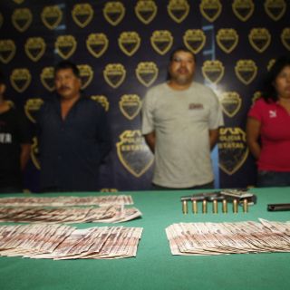 Policías estatales arrestan a cuatro personas por secuestro