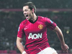 Javier Hernández atraviesa por un buen momento, pues en los últimos encuentros que ha entrado como relevo ha marcado gol. AP  /