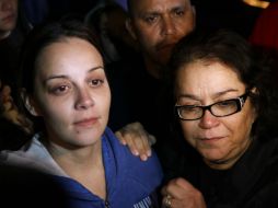Su madre resaltó que para Jenni lo más importante siempre fueron sus hijos. En la imagen, la señora Rosa y su hija Rosie. AP  /