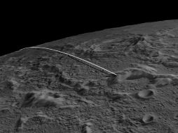Ebb cayó primero en una montaña cerca del polo norte lunar. Flow se estrelló medio minuto después. REUTERS  /