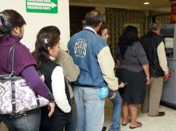 La Ley Federal del Trabajo señala que las empresas tienen hasta el 20 de diciembre para entregar los aguinaldos. ARCHIVO  /