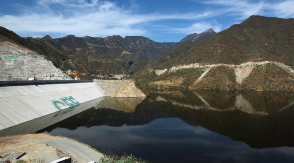 La Yesca, cuya capacidad es de 750 megavatios y tiene la segunda cortina más grande del mundo. ARCHIVO  /