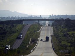 En 2012 se invirtió en carreteras como el tramo carretero de Lagos de Moreno a Villa de Arriaga. ARCHIVO  /