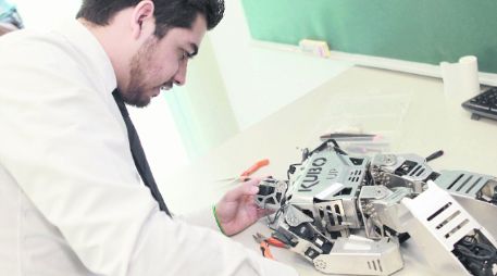 Carreras en desarrollo. Mecatrónica y robótica son áreas que han tenido un cuantitativo crecimiento en la Universidad Panamericana.  /