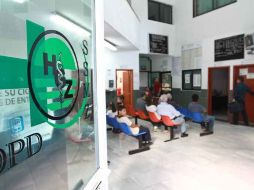 El herido de ''bala perdida'' fue llevado a la Cruz Verde para ser atendido. ARCHIVO  /