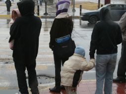 Brigadas de salud realizan barridos sanitarios casa por casa en búsqueda de casos sujetos a vigilancia epidemiológica. SUN /