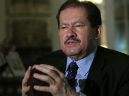 El vicepresidente colombiano, Angelino Garzón, admitió que lograr ese objetivo ''es más difícil que hacer la guerra''. ARCHIVO /