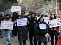 Los protestantes piden elevar la actual sanción de cadena perpetua a pena de muerte a quienes cometan violación. AFP /