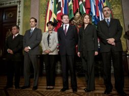 Luis Videgaray presentó a su equipo de trabajo. Mario di Constanzo (izquierda) encabezará la Condusef. XINHUA /