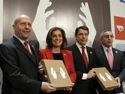 (De izda a dcha) José Ignacio Wert, Ana Botella, Ignacio González, y  Alejandro Blanco durante la presentación de la candidatura. EFE /