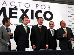 César Camacho, Luis Videgaray, Miguel Osorio, Gustavo Madero y Jesús Zambrano en la presentación del Consejo Rector. SUN /