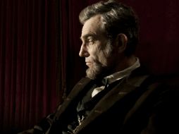 Daniel Day Lewis encarnado al presidente estadounidense Abraham Lincoln. EFE /