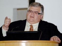 Carstens dijo que se anticipa un crecimiento para la economía mexicana de 3.5% este año. ARCHIVO /