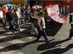 Integrantes de la CNTE marcharon de la Suprema Corte de Justicia de la Nación, hacia el Palacio de Justicia. NTX /