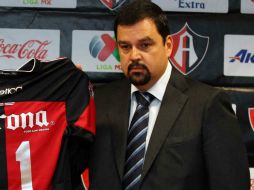 Víctor Flores señaló que Atlas le ganará a Gallos con puntos y no con ''plumas''. MEXSPORT /