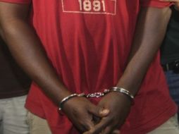 La Policía consiguió horas después localizar y aprehender a los asaltantes. ARCHIVO /