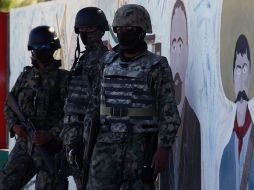 Se espera que las fuerzas armadas dejen gradualmente as labores fuera de los cuarteles. ARCHIVO /