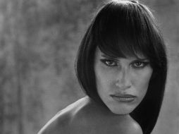 ''La Gata'' del fotógrafo español Alberto García Alix, forma parte de la muestra. EFE /