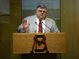 Agustín Carstens, gobernador de Banxico, vigilará la evolución de los factores que podrían afectar para alcanzar el objetivo. ARCHIVO /