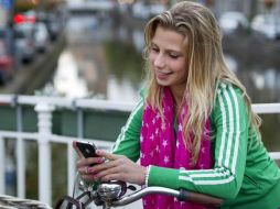 LINE es uno de los principales competidores del popular software de mensajería instantánea estadounidense Whatsapp. ARCHIVO /