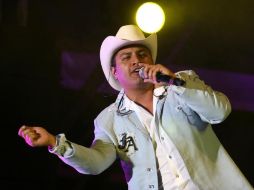 Julión Álvarez llenó el palenque en la Feria de León.  /