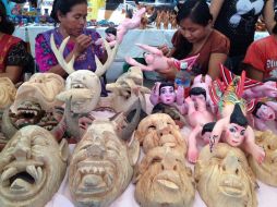 San Pedro Tlaquepaque y Tonalá han estado bajo el asedio de imitaciones de resina de origen asiático. ARCHIVO /