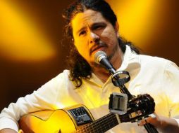 El guitarrista reveló que trabaja en nuevos temas para grabar un material inédito a fines de este año. ARCHIVO /