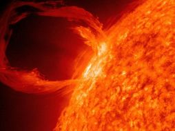 Este fenómeno puede enviar partículas solares y alcanzar la Tierra hasta tres días después. ARCHIVO /
