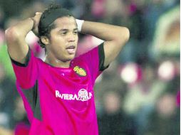 No le alcanza. Giovani lleva dos goles con Mallorca, pero en ambas ocasiones su equipo perdió. EFE /