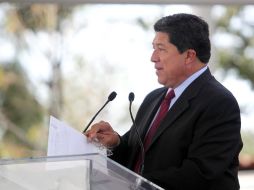 Antonio Gloria Morales, reportó que cerca de 200 escuelas han cambiado el horario, debido a bajas temperaturas. ARCHIVO /