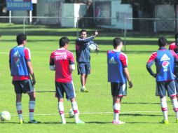 A mejorar. En el plantel dirigido por Benjamín Galindo saben que urge la victoria ante San Luis. EL INFORMADOR /