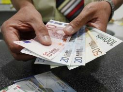 El euro marca su mejor mes desde febrero del 2012. ARCHIVO /